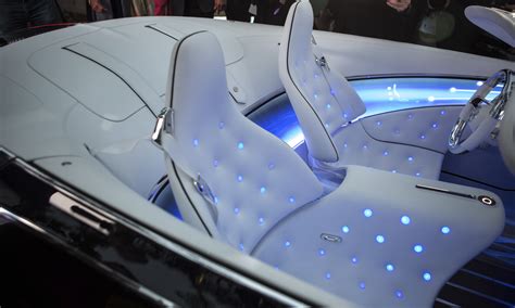 « Vision Mercedes-Maybach 6 Cabriolet » : le nouveau yacht roulant de Maybach