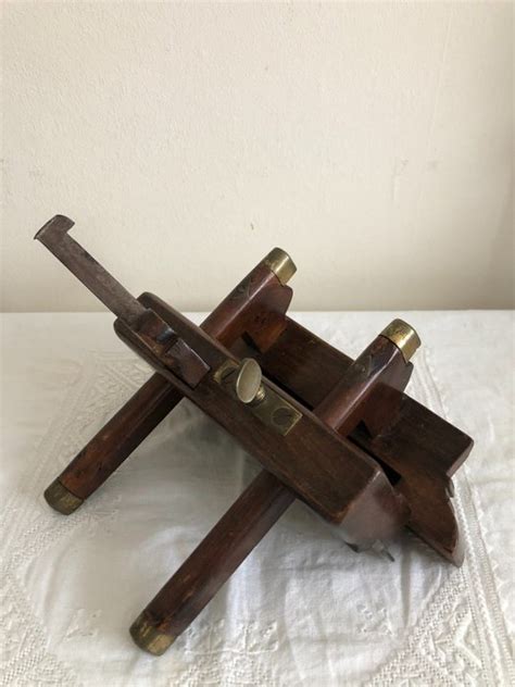 Antique plough plane woodworking tool (1) - Brass, Wood - Catawiki