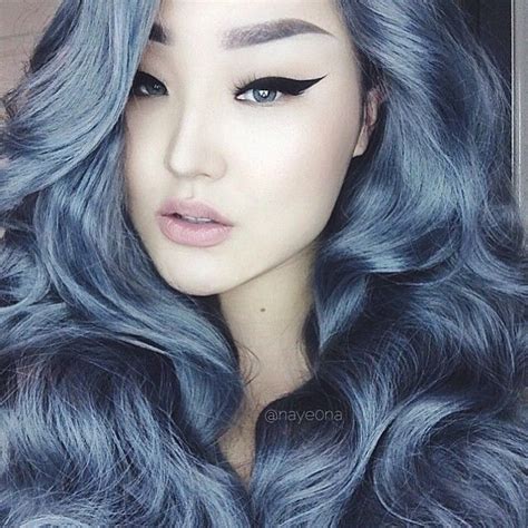 15 Modern Silver Blue Hair Ideas to Try This Season