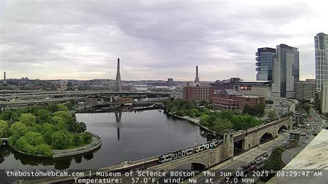 Boston Webcam - Leonard P. Zakim Bunker Hill Memorial Bridge [LIVE]