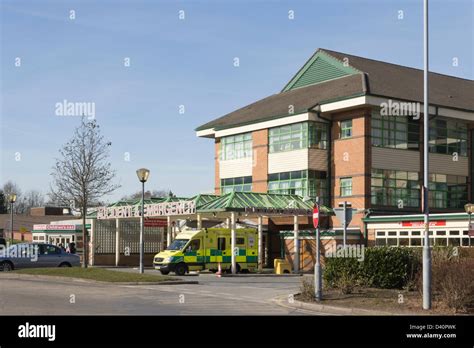 Royal Bolton Hospital,Lancashire. 28th February 2013. Accident & Emergency entrance with one ...