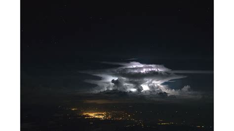 Stunning photos of storms taken from an airplane cockpit | CNN