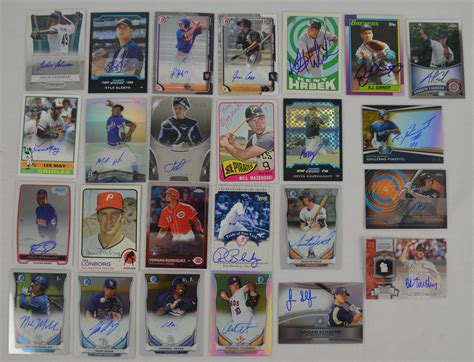 Lot Detail - Collection of 25 Autographed Baseball Cards