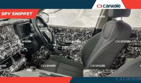 2020 Mahindra XUV500 Interiors Spied Up Close