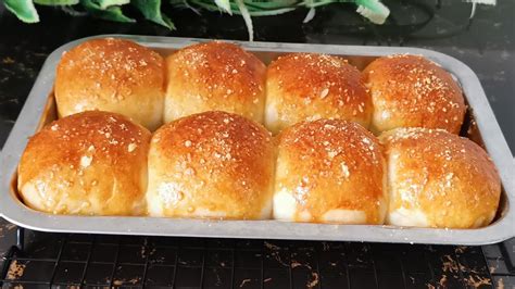 DINNER ROLLS RECIPE | TINAPAY RECIPE - YouTube