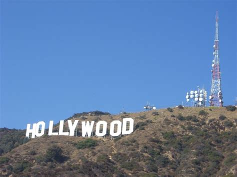 Hollywood Sign tourists | Under the Hollywood Sign