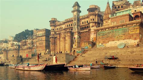 Banaras Ghats – Steps to Divine Beauty & Heritage Landmarks | Book at Special Holidays