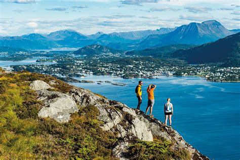 Kayak & Hike in Ålesund - Uteguiden