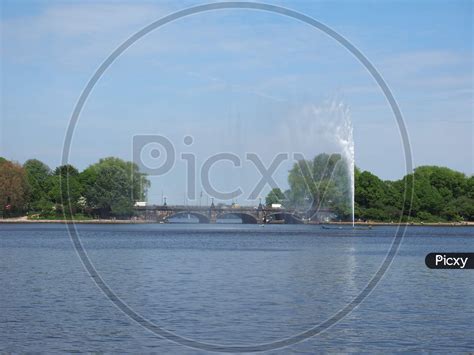 Image of Alsterfontaene (Alster Fountain) At Binnenalster (Inner Alster Lake) In Hamburg ...