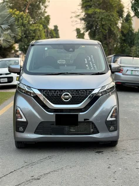 Nissan Dayz Highway star S hybrid X pro pilot 2023 for sale in Lahore | PakWheels