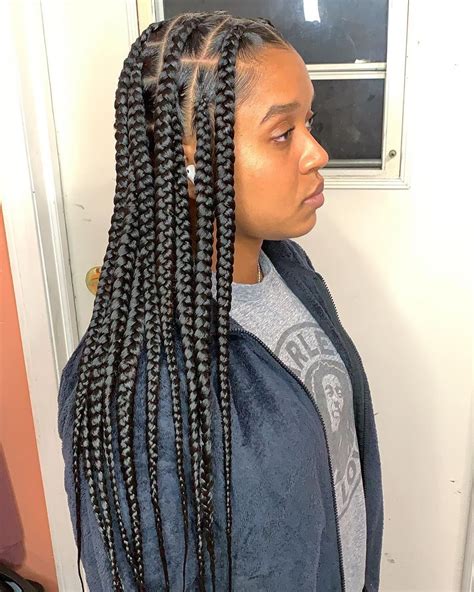 Large Knotless Box Braids With Beads