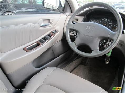 1999 Honda Accord EX V6 Sedan interior Photo #53630903 | GTCarLot.com