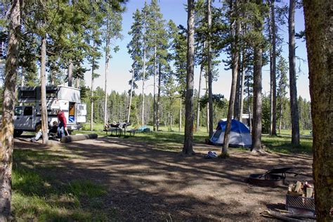 Yellowstone National Park: 12 RV Parks and Campgrounds inside the Park