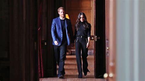 Meghan and Harry’s Royal Exit: What Surprises and Concerns a Royal Expert | Vanity Fair