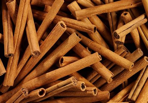 Cinnamon Sticks at Best Price in Ernakulam - ID: 4033676 | TMC Agro Products