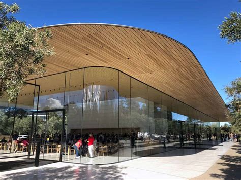 Photos and Thoughts from Opening Day at Apple Park Visitor Center- The ...