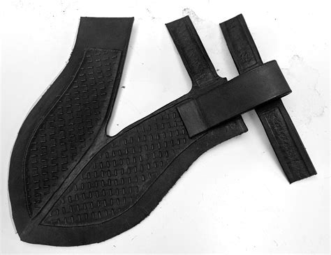 Making the sheath for the Kukri III – Simply Knives