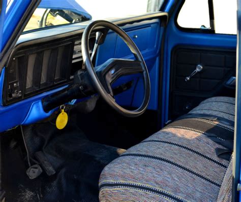 1974 Ford F100 Custom Pickup Truck Hot Rod 390 V8 Matte Blue Metallic Paint