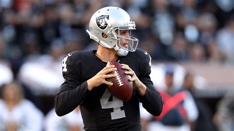 Derek Carr Stats in NFL Preseason Week 2 | Heavy.com