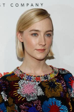 Saoirse Ronan, Margot Robbie clash in 'Mary Queen of Scots' trailer ...