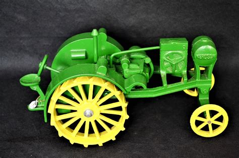 Diecast John Deere Toy Tractor 1/16 Scale - Etsy