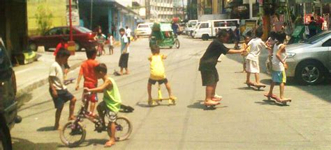 Roadethic: Kids playing on the Road