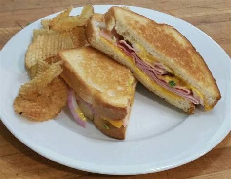 9 places to order the best grilled cheese sandwiches - pennlive.com