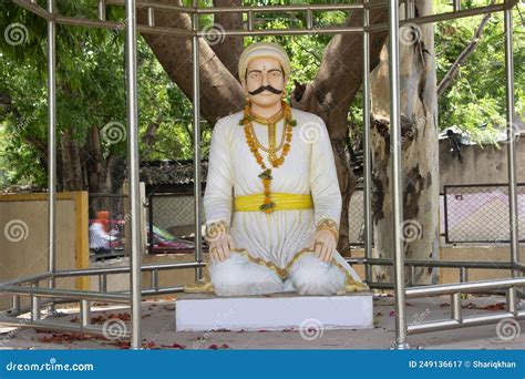 Modern Sculpture of Rajput King Sawai Jai Singh II Editorial ...