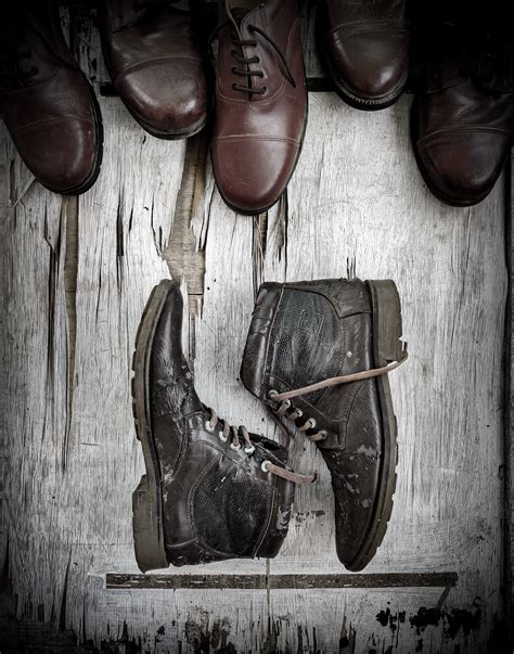 Old leather shoes - PixaHive