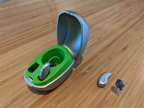 Phonak Hearing Aids: Models, Features, Prices, and Reviews