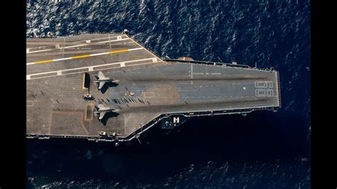 Aircraft carriers catapult - tyredwork