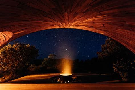 New Tasmanian bushwalking huts have roots in Aboriginal design