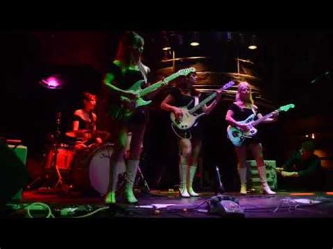 The Surfrajettes Live Mtl - YouTube