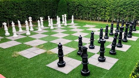 The Best Giant Chess Sets on the Market | 2023 Buyer's Guide | Giant ...