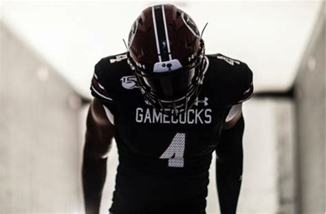 South Carolina Gamecocks Reveal “Black Magic” Throwback Uniforms – SportsLogos.Net News