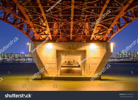 Seongsu Bridge Seoulkorea Stock Photo (Edit Now) 267304442 - Shutterstock