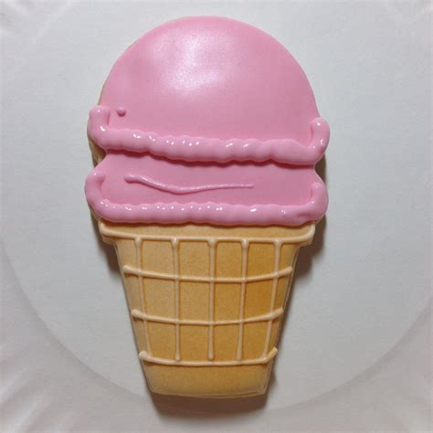 Easy Ice Cream Cone Cookies