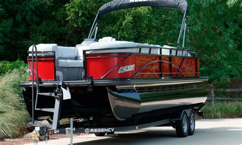 7 Tips To Buy Pontoon Trailers