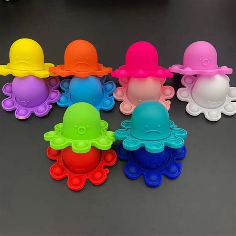 Bubble Pop Flip Octopus Keychain - Funtastic Novelties, Inc.