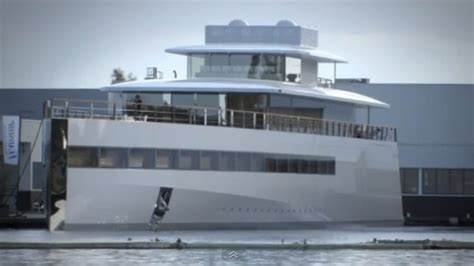 Steve Jobs' yacht gives insights into his design process - CNET