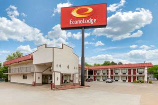 Econo Lodge Hotels in Hixson, TN by Choice Hotels