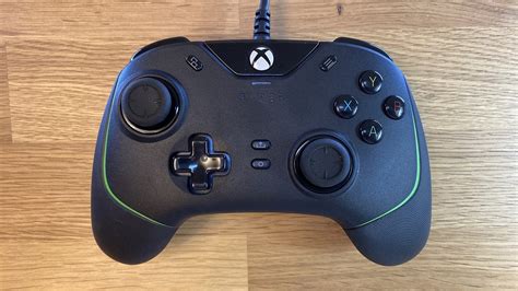 Razer Wolverine V2 Xbox Controller Review - Daily Geek Report