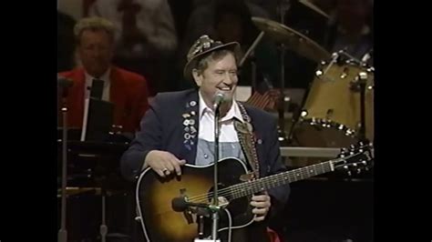 Boxcar Willie - Train Medley (Grand Ole Opry 1990) - YouTube