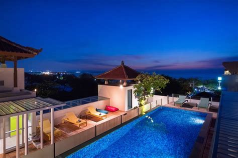 Kuta Beach Hotel Pool: Pictures & Reviews - Tripadvisor