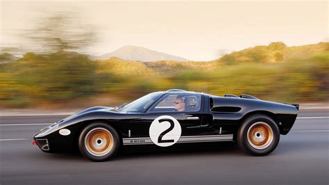 Shelby Distribution commemorative Ford GT40 MkII