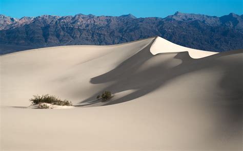 desert, Landscape, Simple Wallpapers HD / Desktop and Mobile Backgrounds