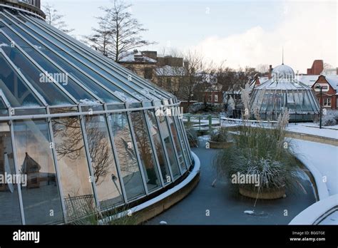 Castle Gardens - Around Norwich in Norfolk in the Uk Snowfall of early ...