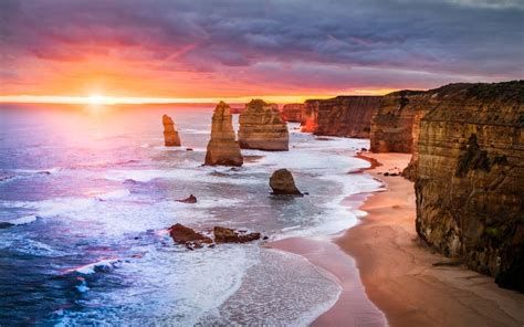 The Twelve Apostles, Australia | Twelve Apostles, Great Ocean Road :: Victoria, Australia — Hans ...