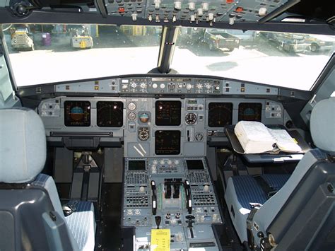 A319 Cockpit | Flickr - Photo Sharing!