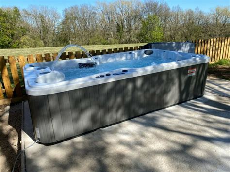 Cheap 8 Person Hot Tub, Buy 10 Seater Hot Tub, UK